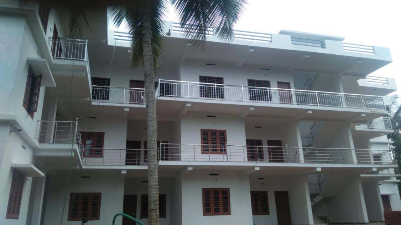Wayanad Biriyomz Residency, Kalpatta, Low Cost Rooms And Deluxe Apartment Exterior foto